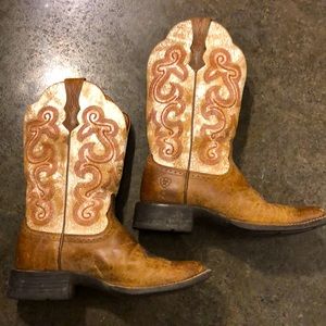 Ariat  square toe cowboy boots